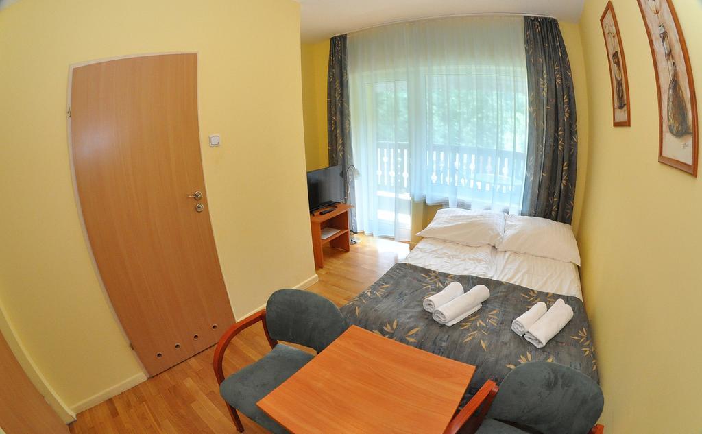 Osrodek Wypoczynkowy Barta Hotel Tylicz Eksteriør billede